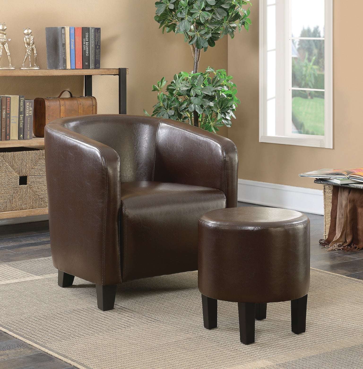 AC472 - Accent Chair with Ottoman