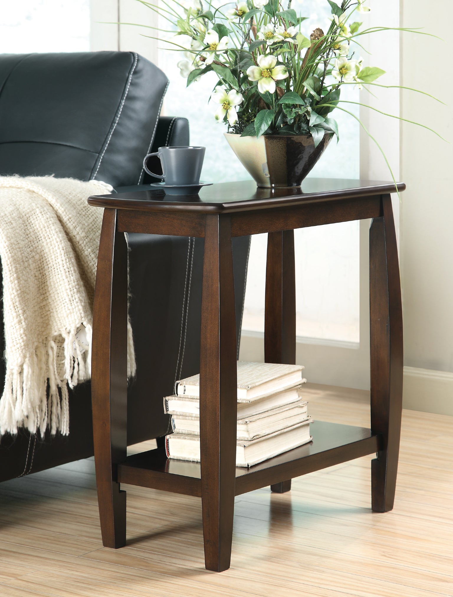 AT259 - Accent Table