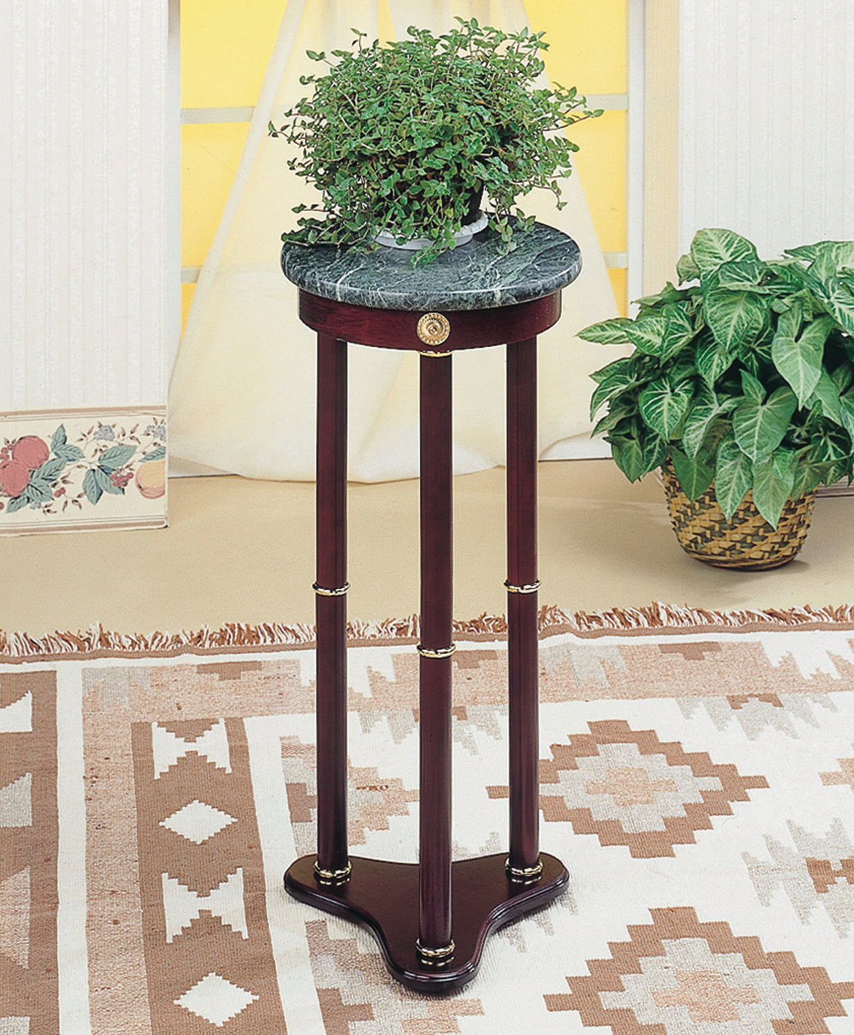 AT263 - Accent Table