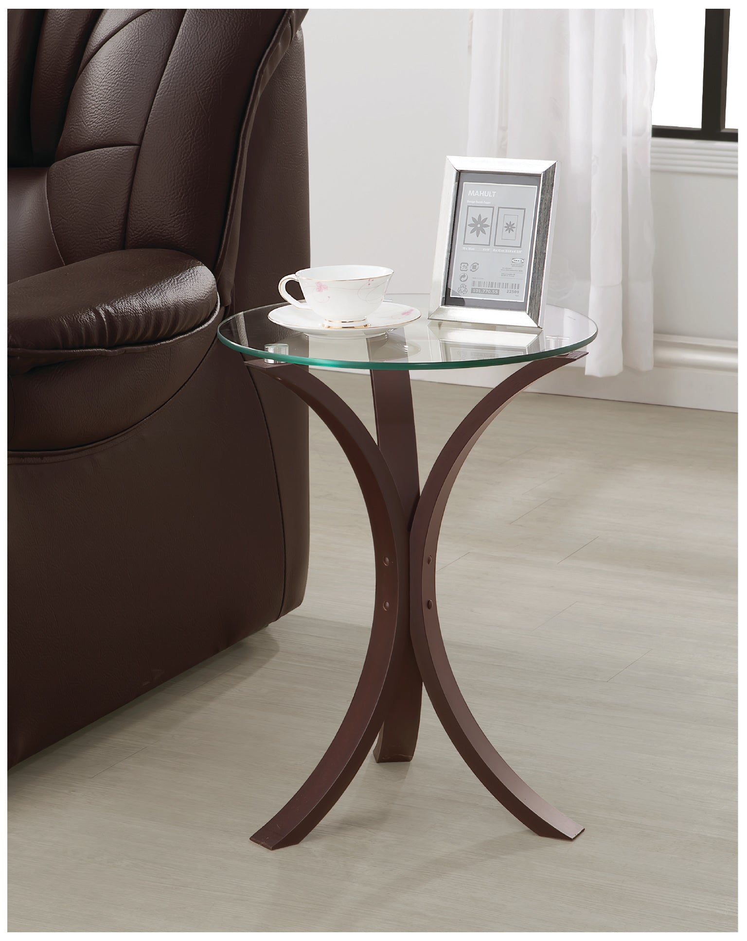 AT282 - Accent Table